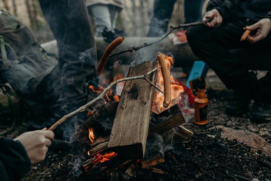 Cooking on campfire