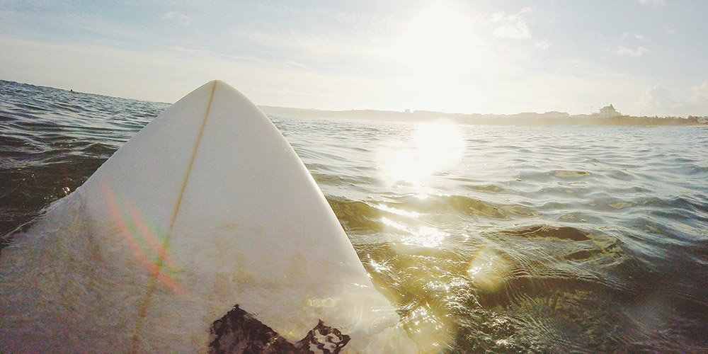 Tandem surfing