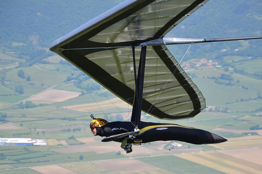 Hang glider close-up